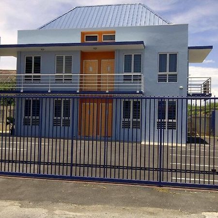 Orange Rembrandt Studio Apartments Виллемстад Экстерьер фото
