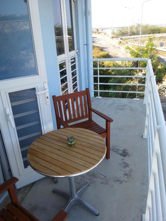 Orange Rembrandt Studio Apartments Виллемстад Номер фото