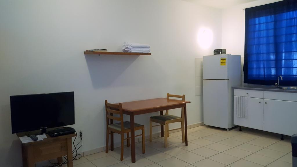 Orange Rembrandt Studio Apartments Виллемстад Экстерьер фото