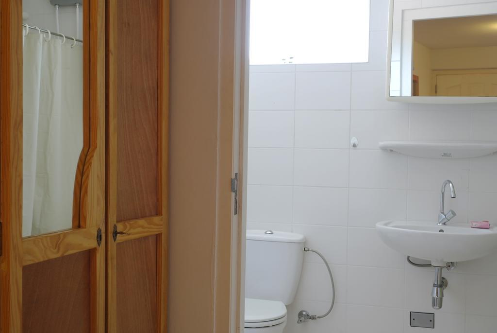 Orange Rembrandt Studio Apartments Виллемстад Экстерьер фото